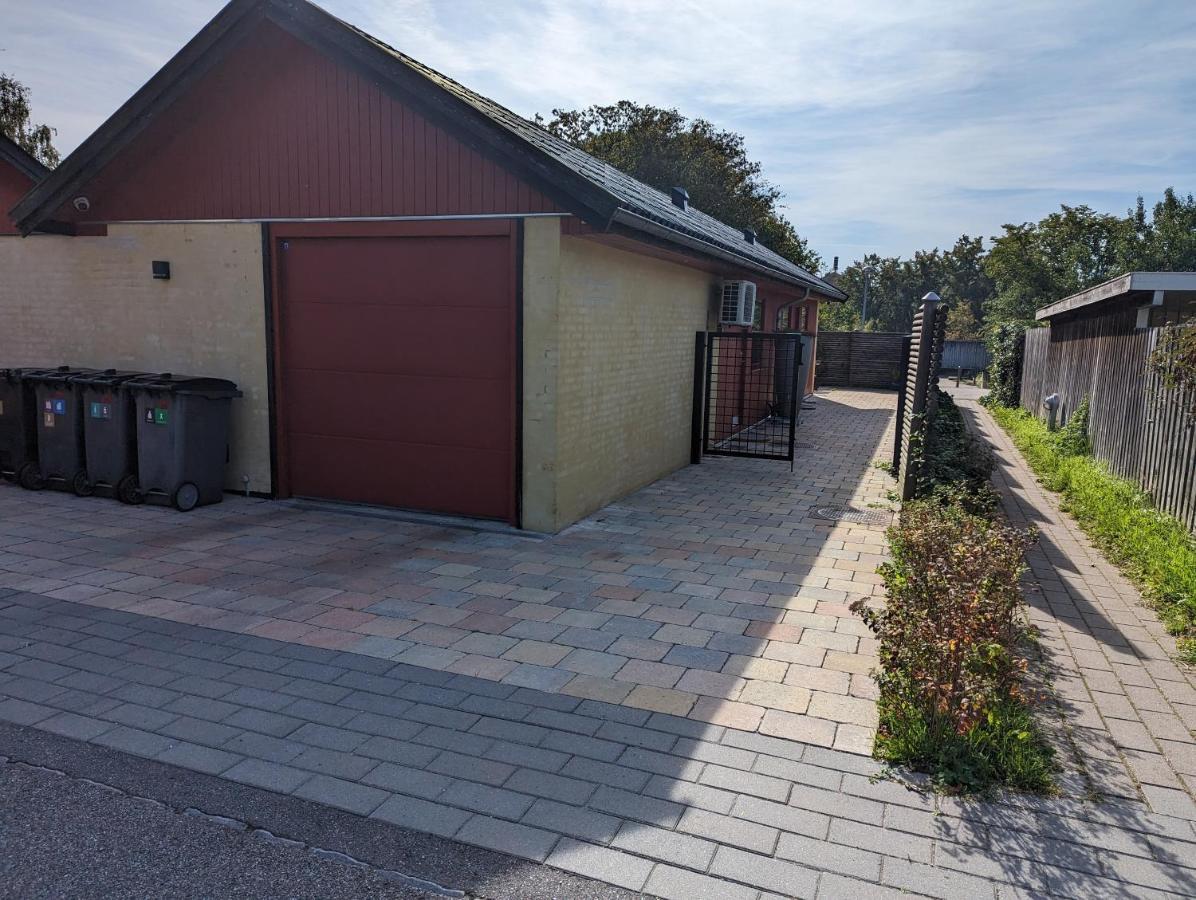 Compact Apartment Hvidager Albertslund Exterior photo